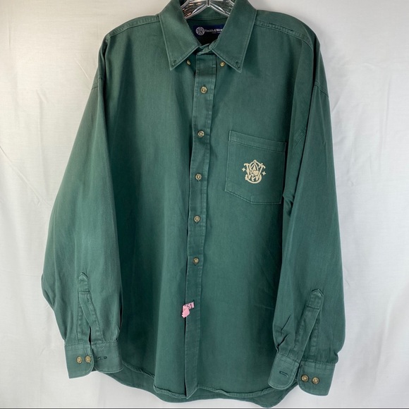 Smith & Wesson Other - Smith & Wesson Green Long Sleeve Shirt Size L EUC